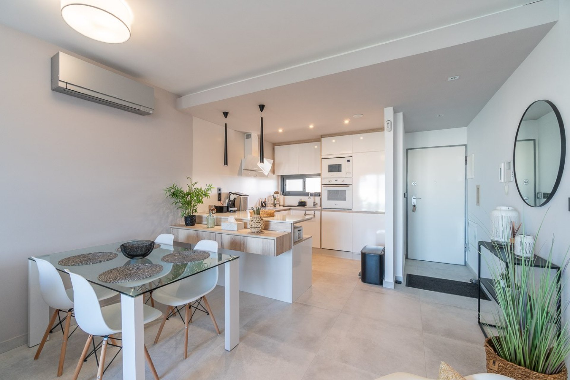 Resale - Apartment -
El Raso - Costa Blanca