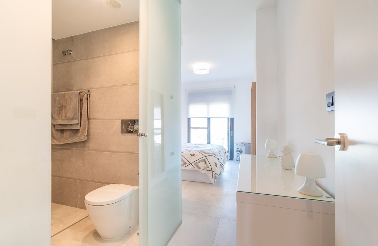 Resale - Apartment -
El Raso - Costa Blanca