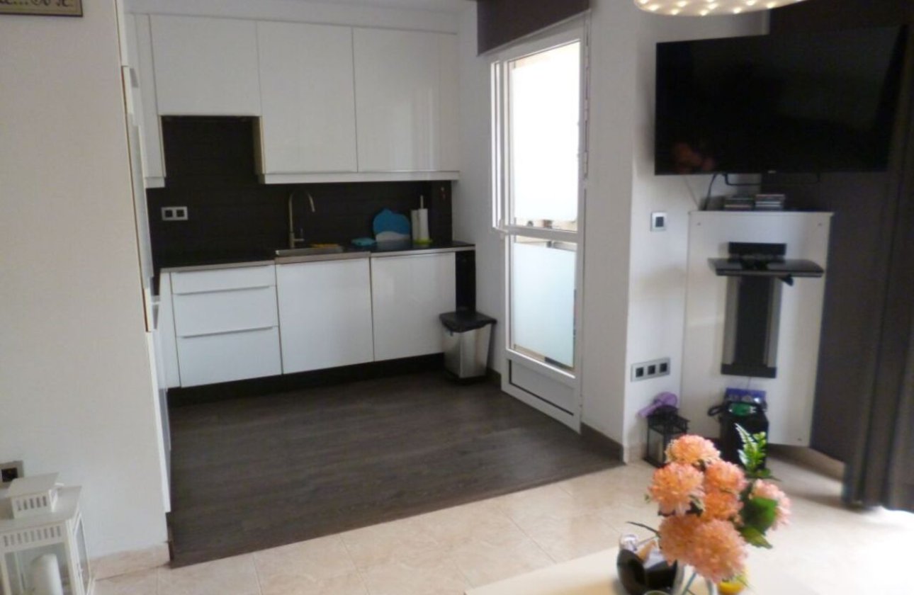 Resale - Apartment -
La Florida - Inland