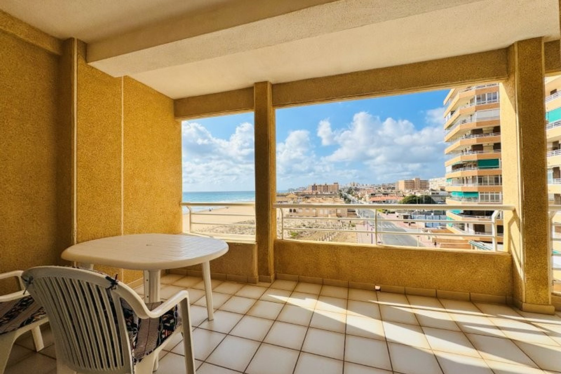 Resale - Apartment -
La Mata - Costa Blanca