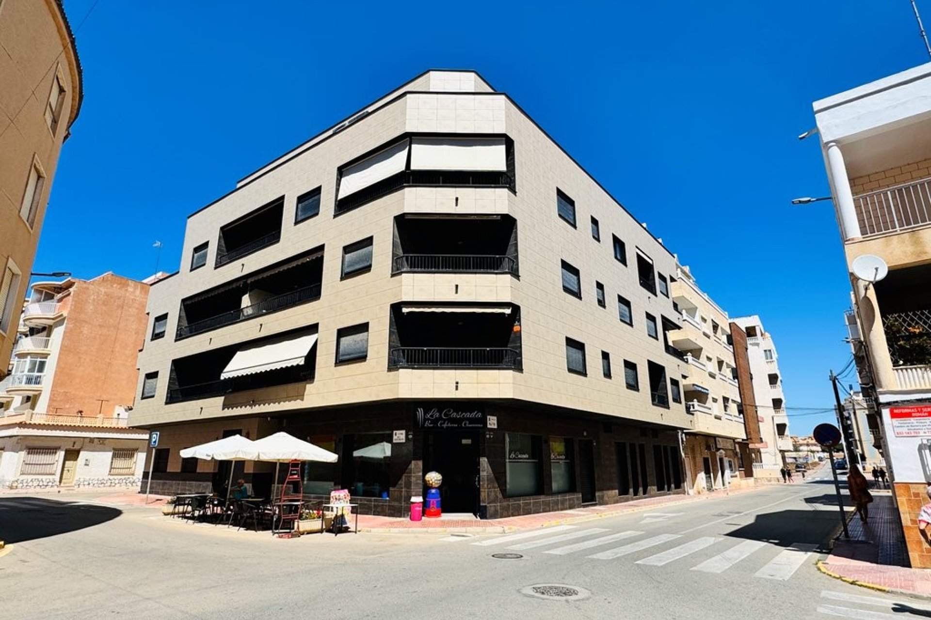 Resale - Apartment -
La Mata - Costa Blanca