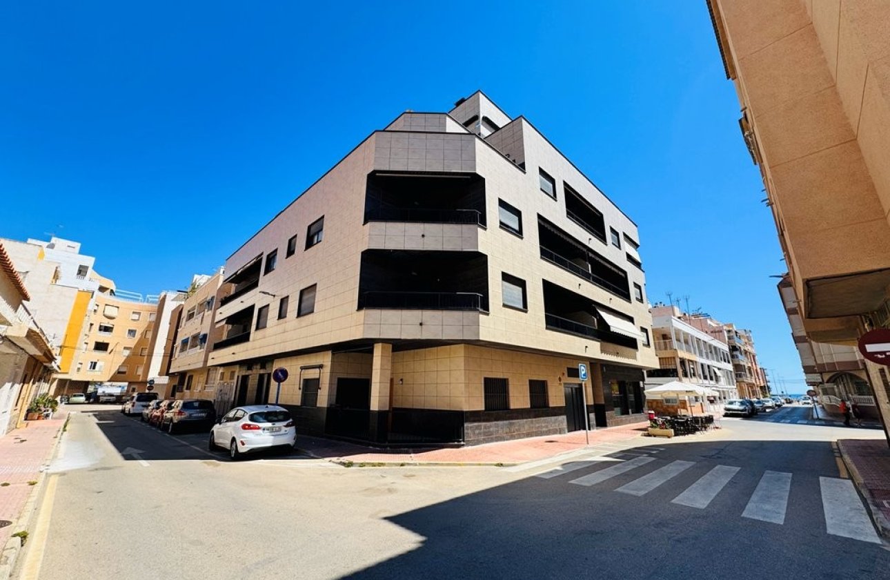 Resale - Apartment -
La Mata - Costa Blanca