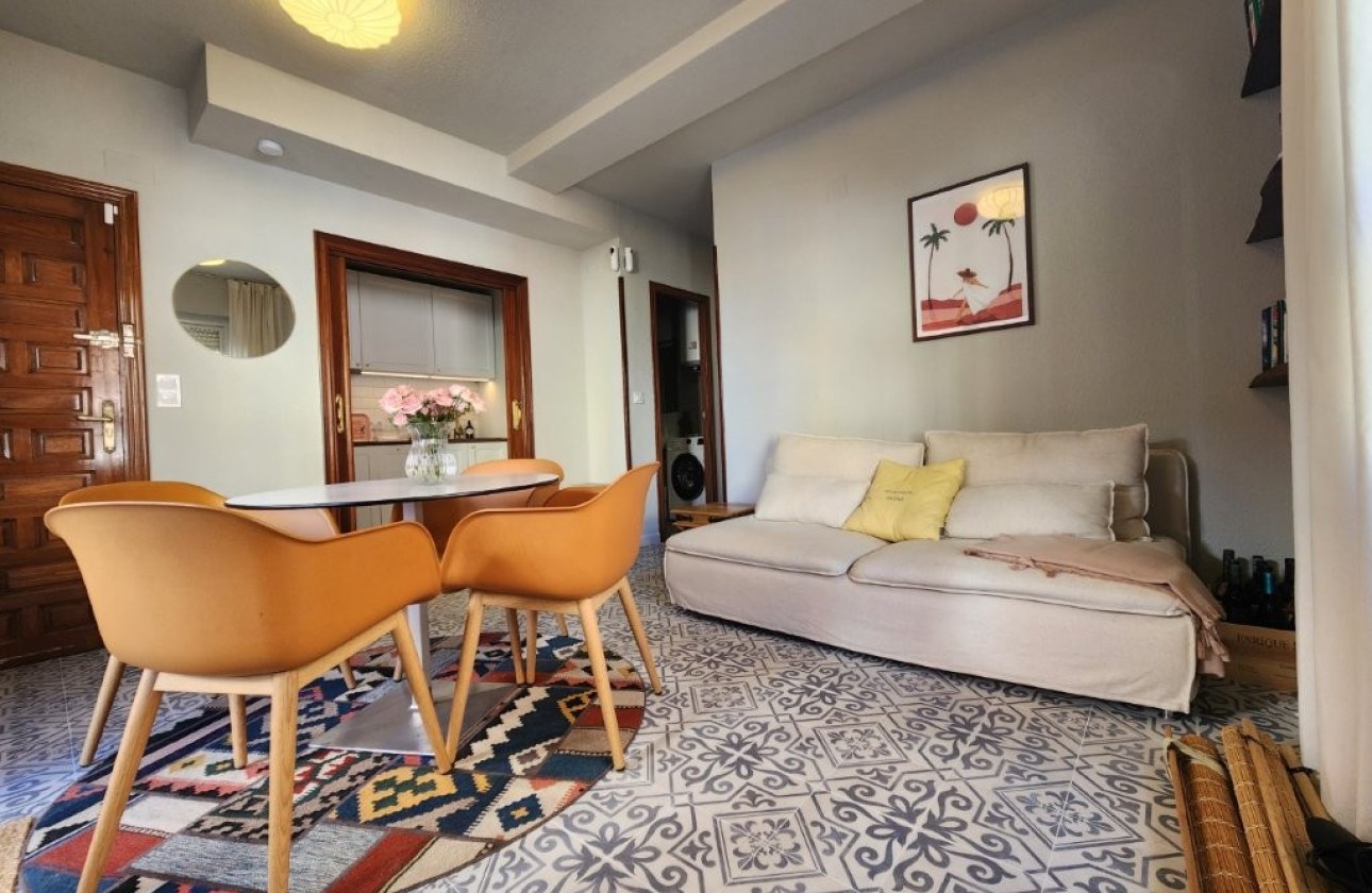 Resale - Apartment -
La Mata - Costa Blanca