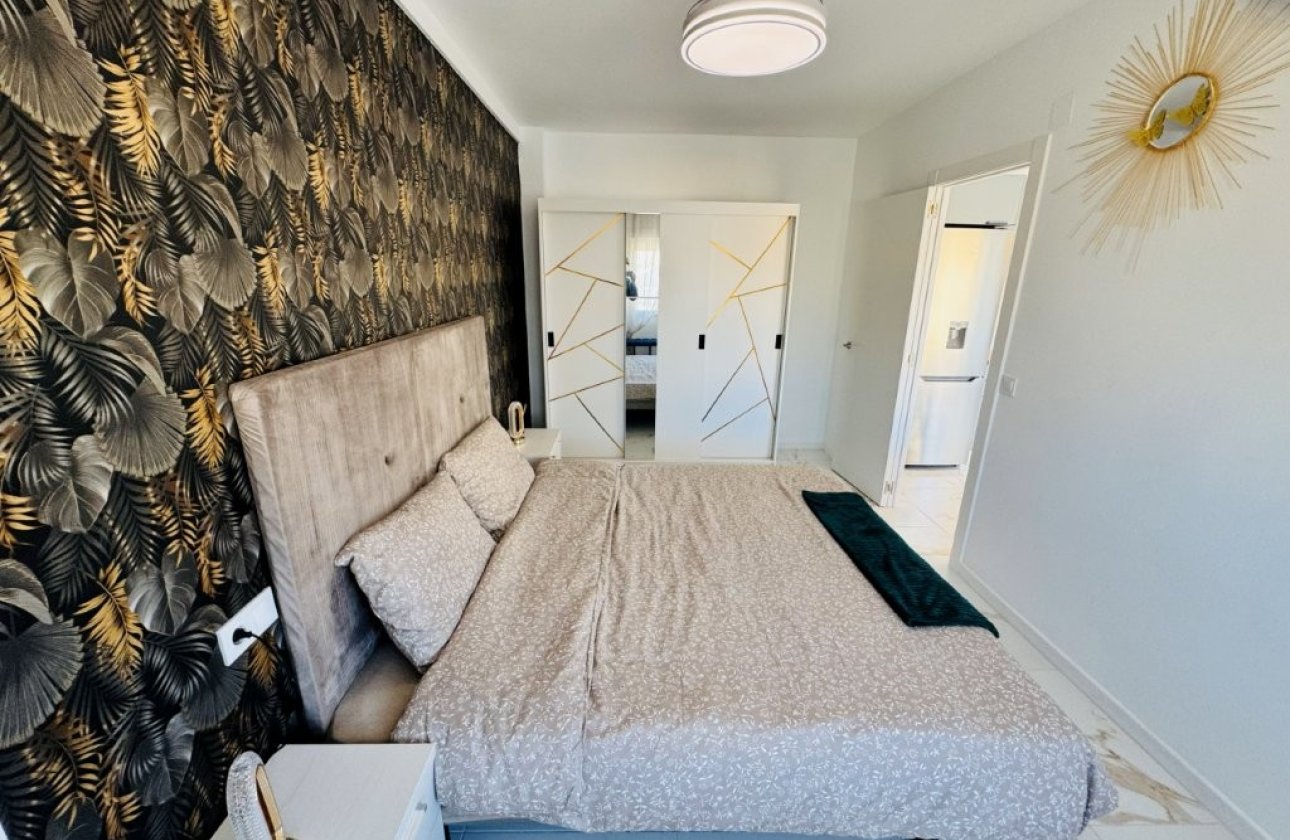 Resale - Apartment -
La Mata - Costa Blanca