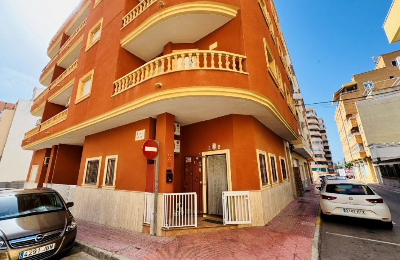 Resale - Apartment -
La Mata - Costa Blanca