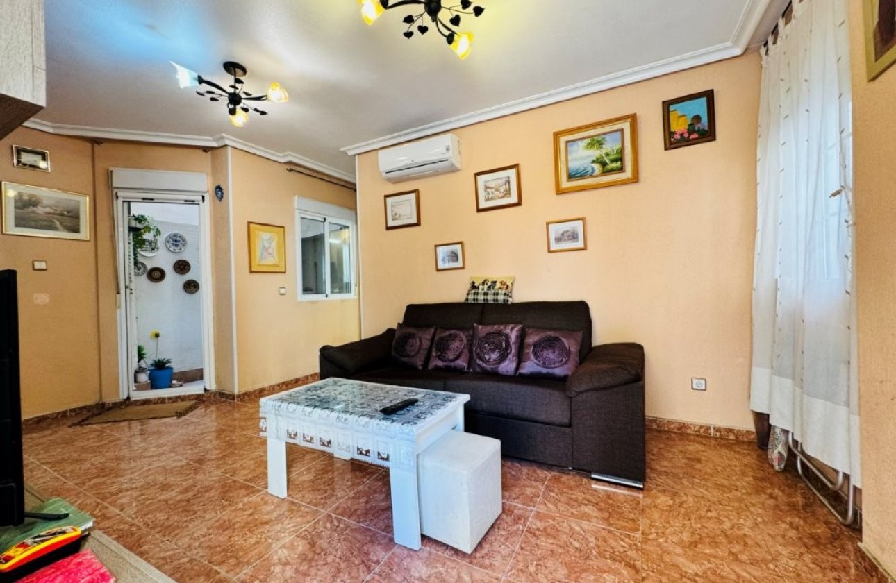 Resale - Apartment -
La Mata - Costa Blanca