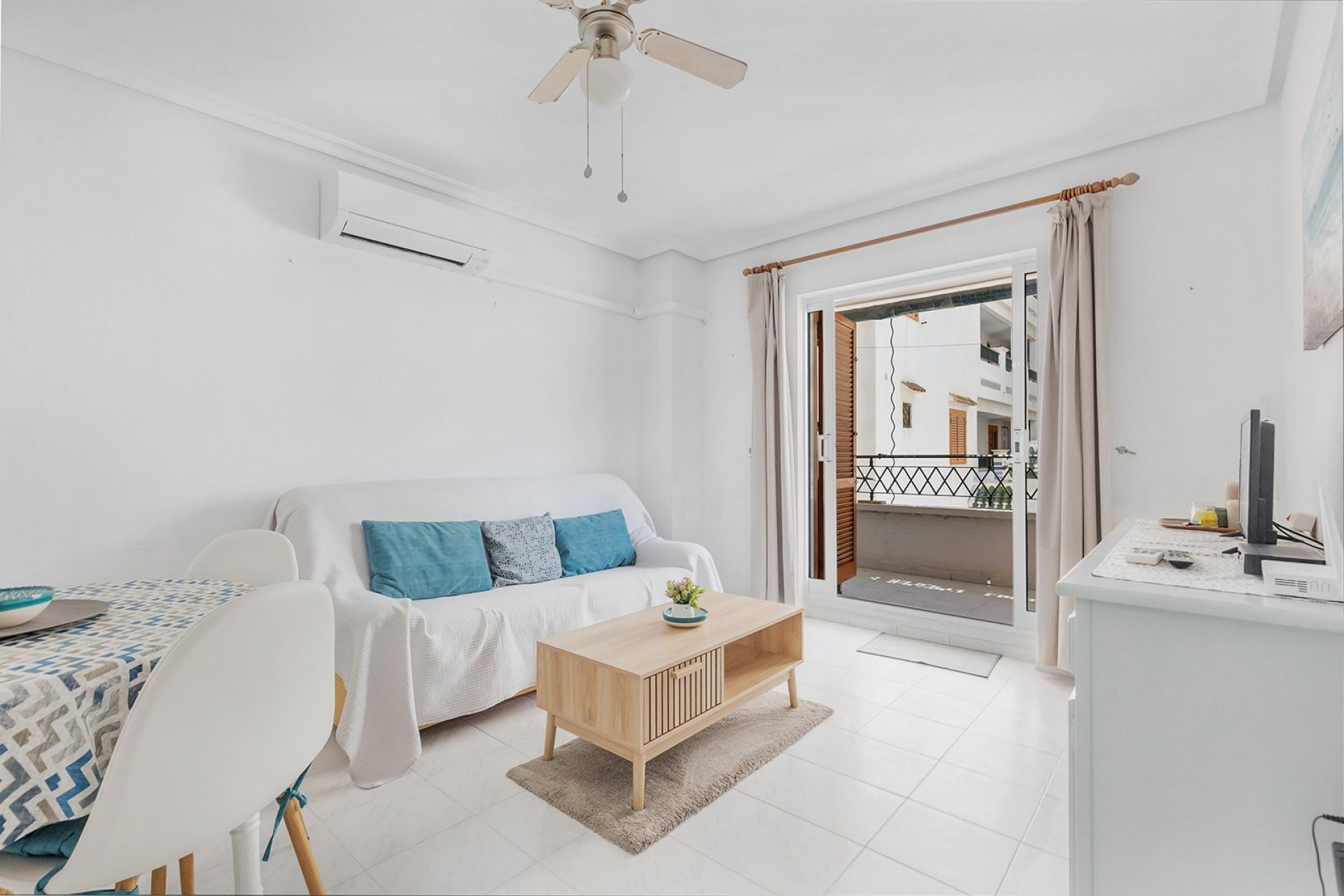 Resale - Apartment -
La Mata - Costa Blanca