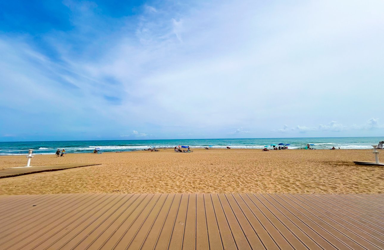 Resale - Apartment -
La Mata - Costa Blanca