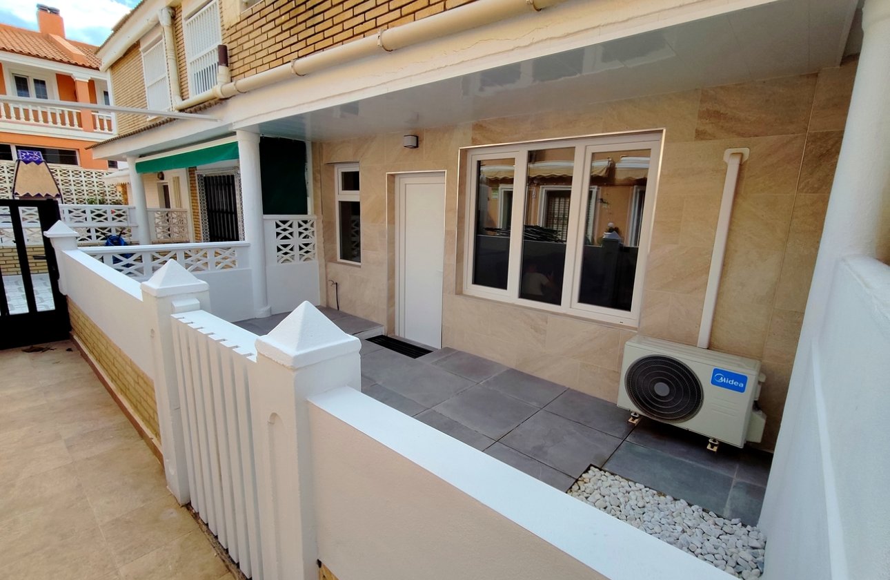Resale - Apartment -
La Mata - Costa Blanca