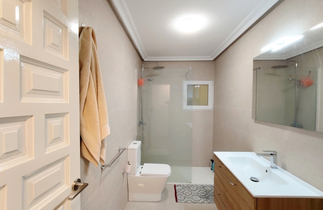 Resale - Apartment -
La Mata - Costa Blanca