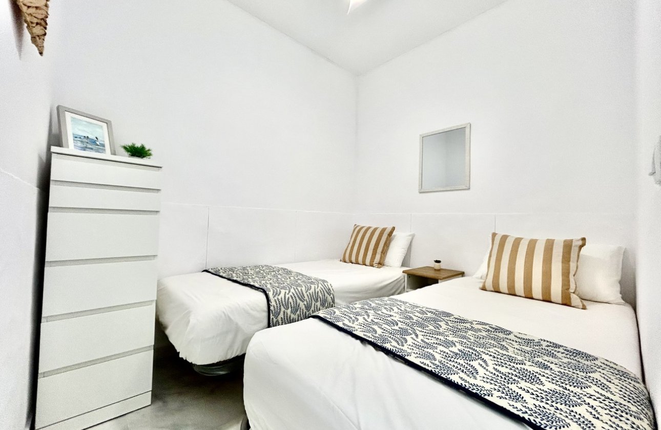 Resale - Apartment -
La Zenia - Costa Blanca