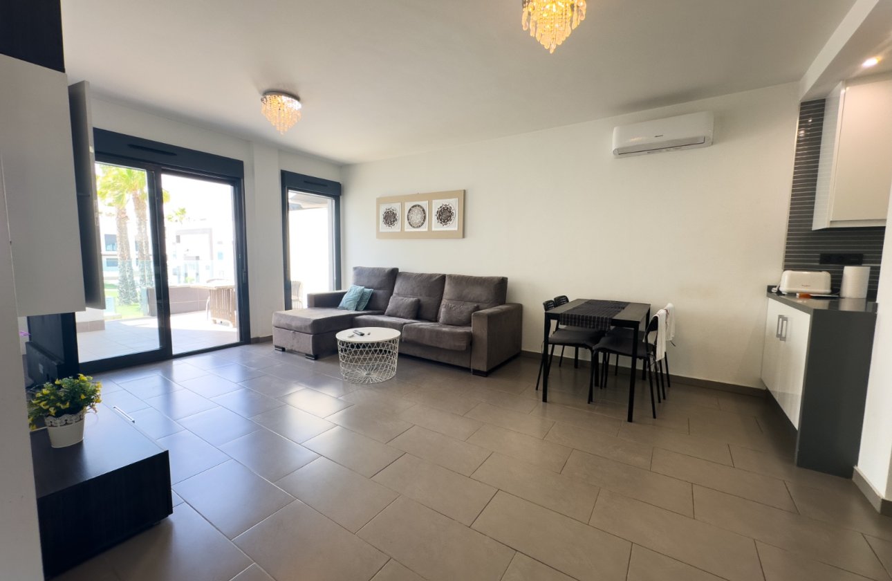Resale - Apartment -
La Zenia - Costa Blanca