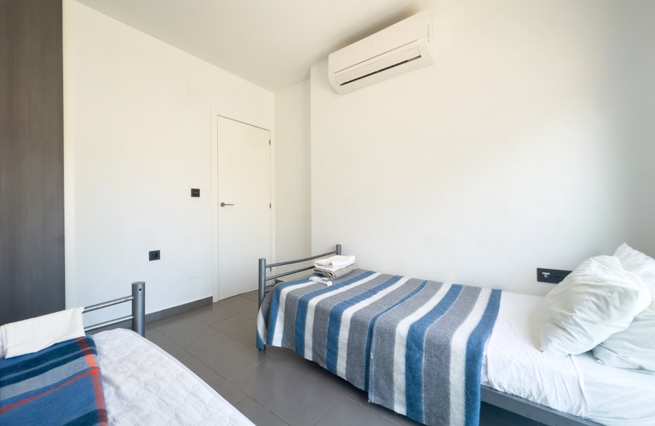 Resale - Apartment -
La Zenia - Costa Blanca