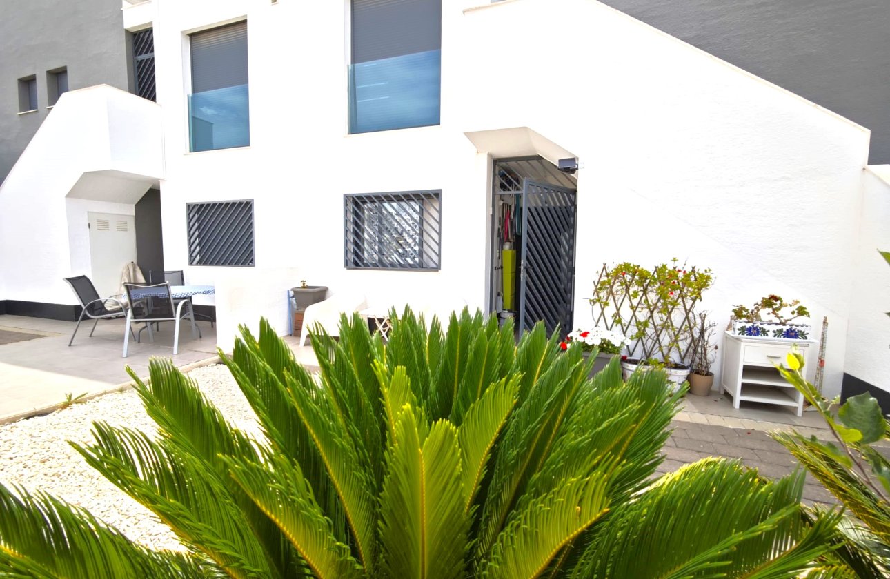 Resale - Apartment -
La Zenia - Costa Blanca