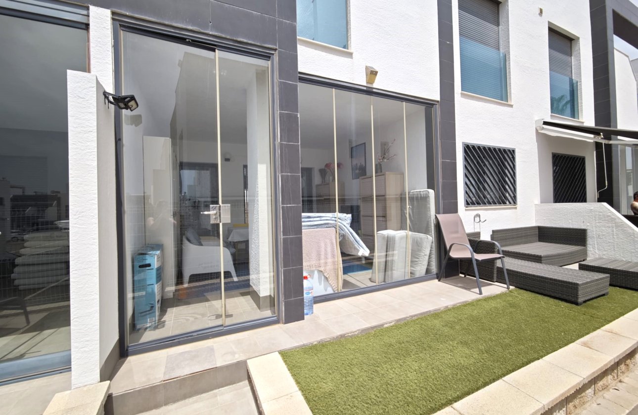 Resale - Apartment -
La Zenia - Costa Blanca