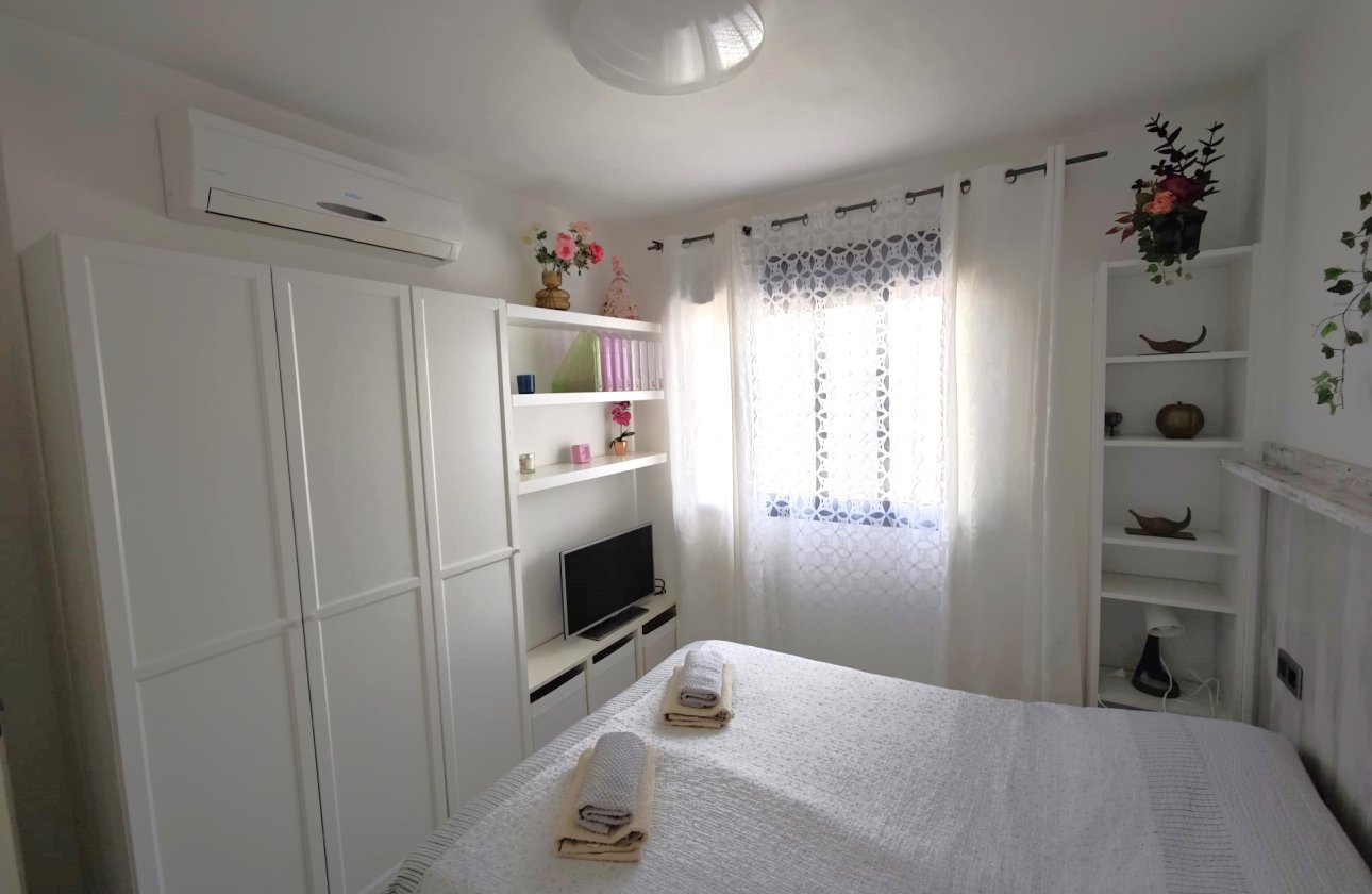 Resale - Apartment -
La Zenia - Costa Blanca