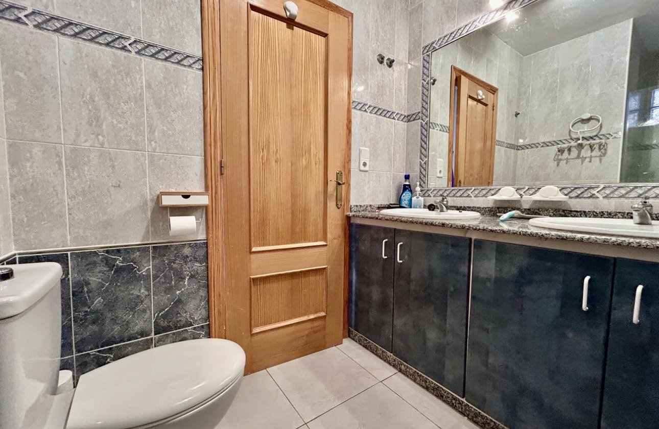 Resale - Apartment -
La Zenia - Costa Blanca