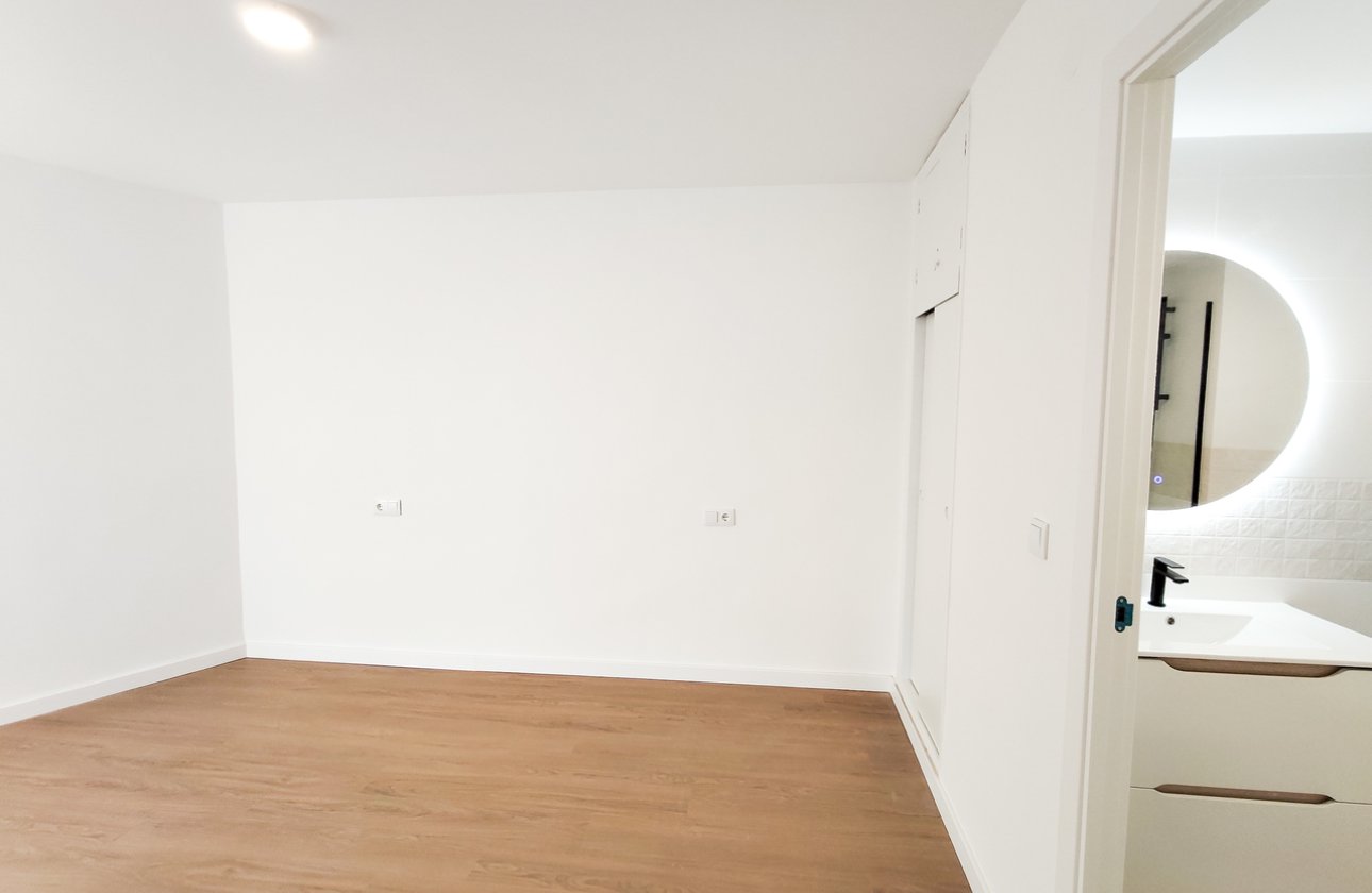 Resale - Apartment -
La Zenia - Costa Blanca