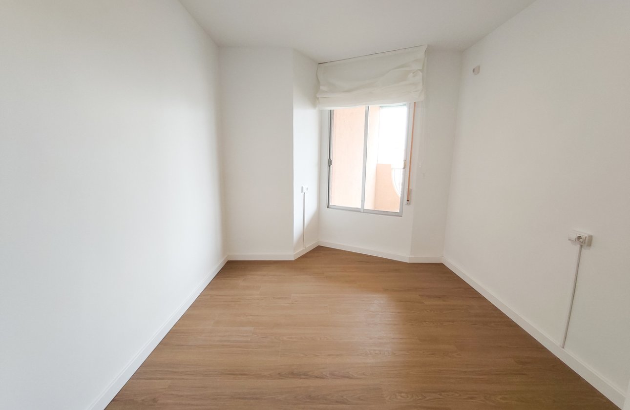 Resale - Apartment -
La Zenia - Costa Blanca