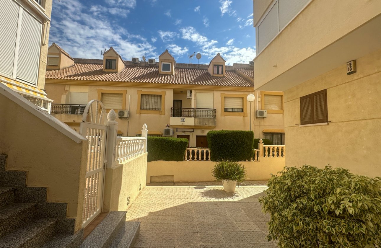 Resale - Apartment -
La Zenia - Costa Blanca