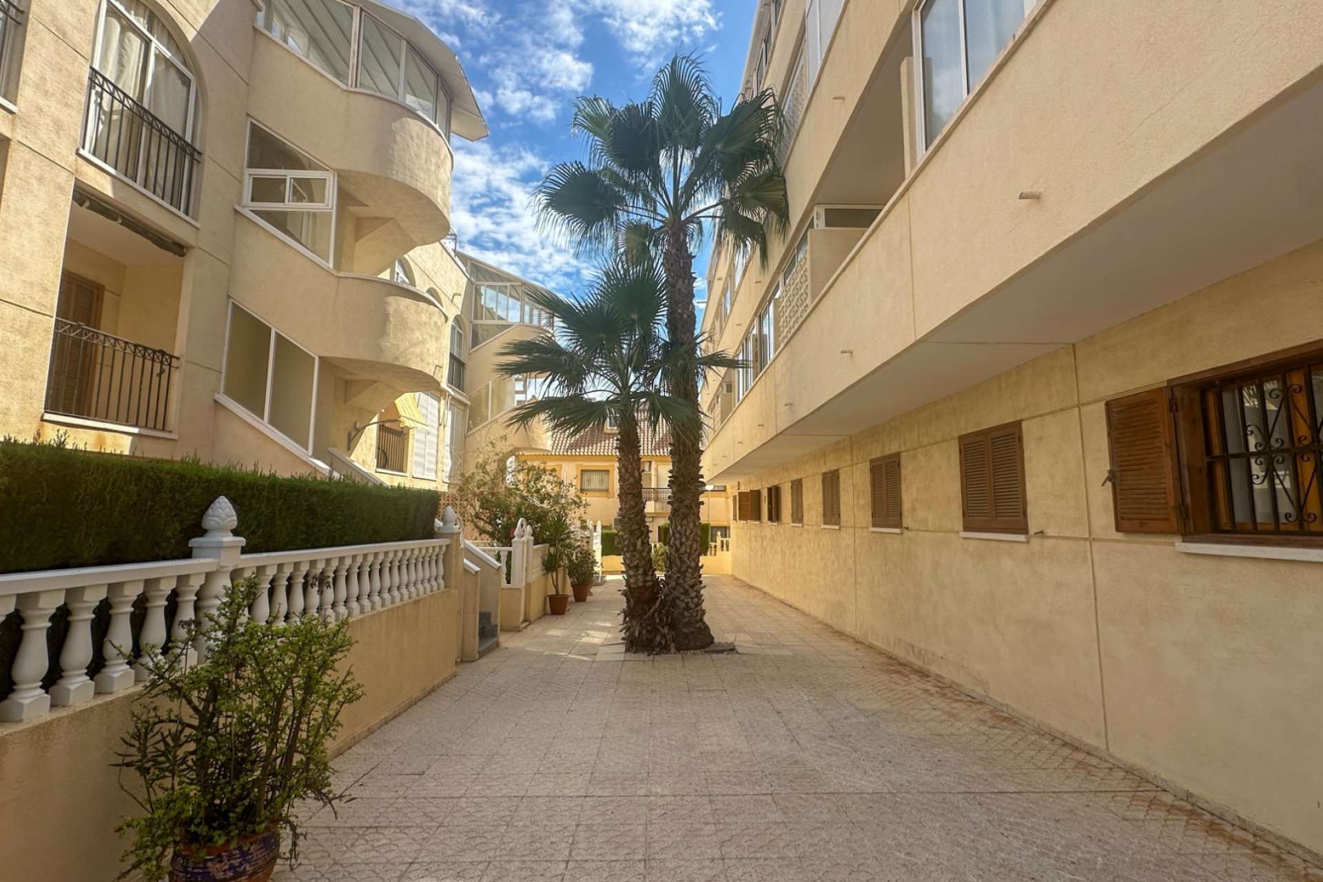 Resale - Apartment -
La Zenia - Costa Blanca