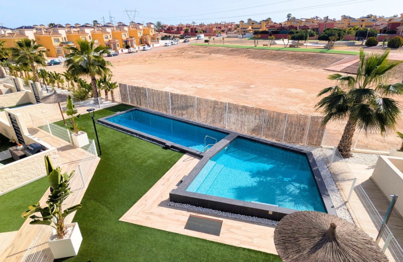 Resale - Apartment -
Lo Crispin - Inland