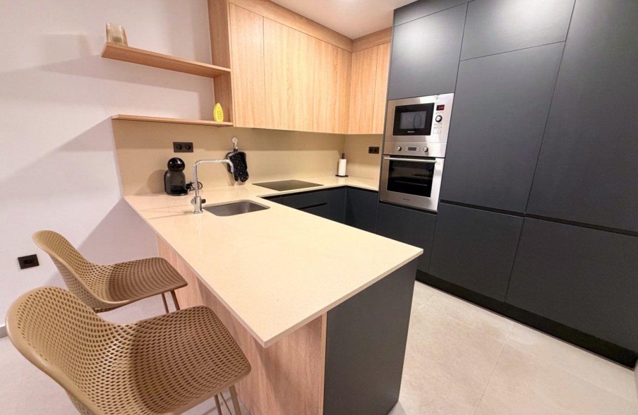 Resale - Apartment -
Lo Crispin - Inland