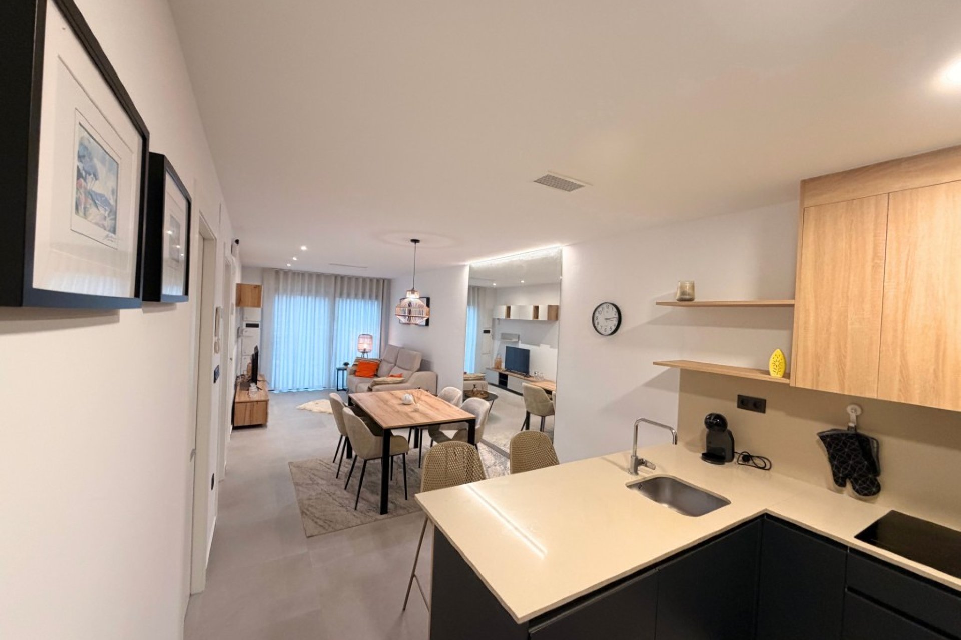 Resale - Apartment -
Lo Crispin - Inland