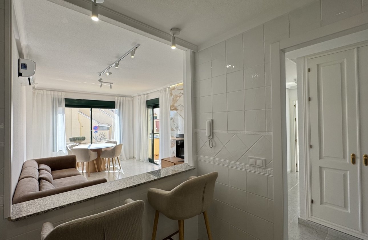 Resale - Apartment -
Lomas De Campoamor - Costa Blanca