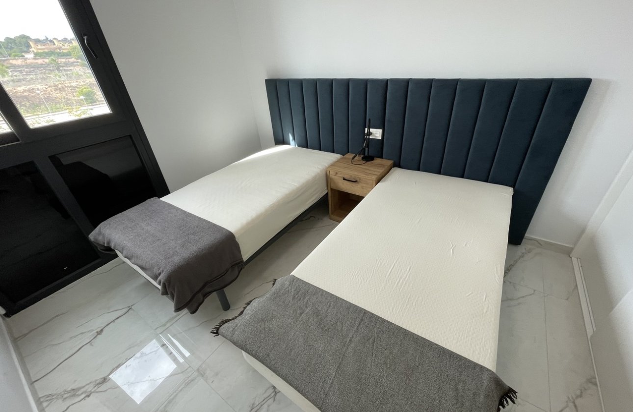 Resale - Apartment -
Los Altos - Costa Blanca