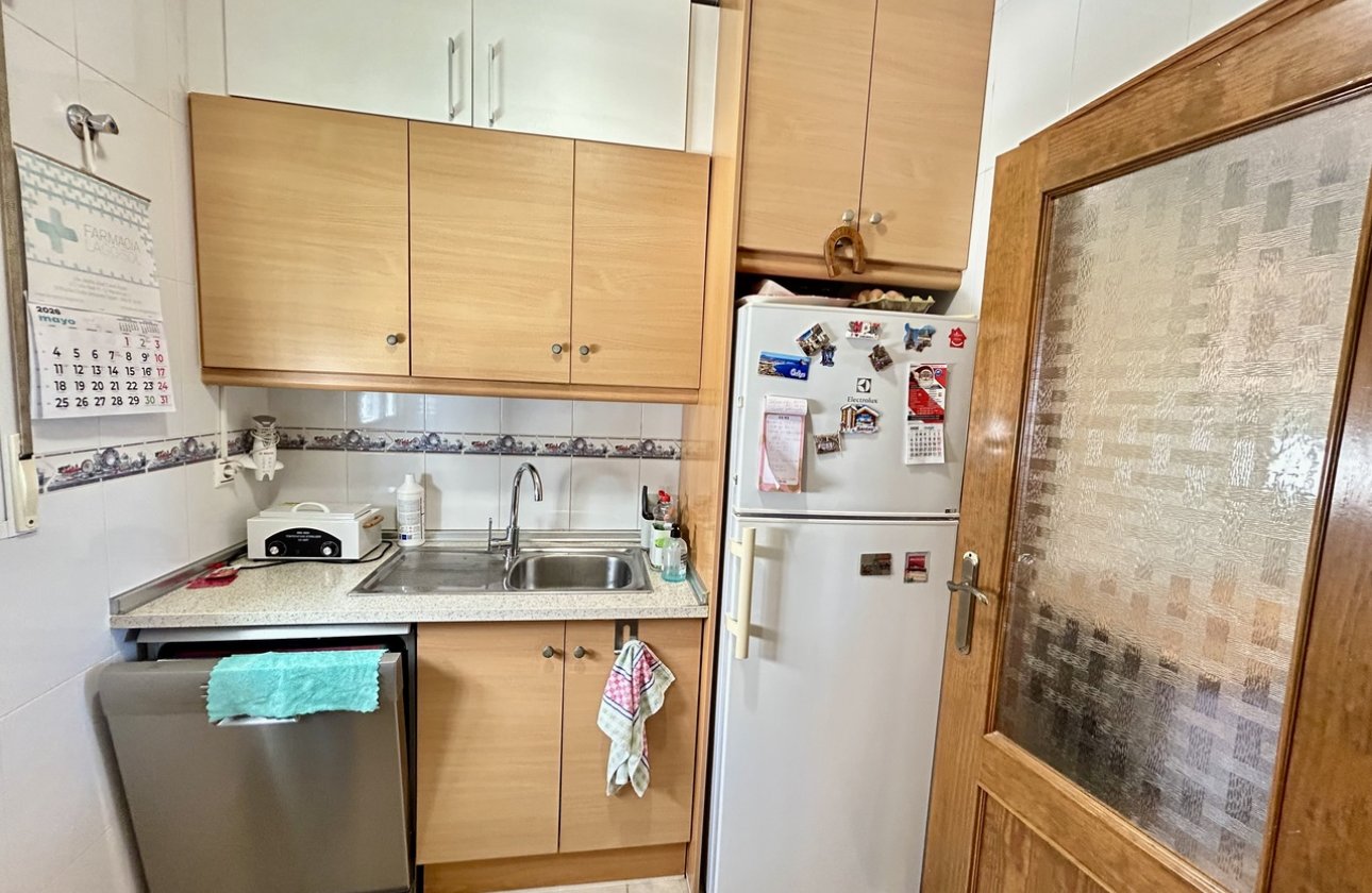 Resale - Apartment -
Los Altos - Costa Blanca