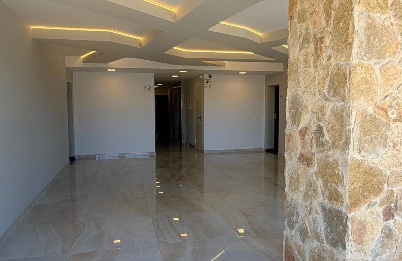 Resale - Apartment -
Los Altos - Costa Blanca