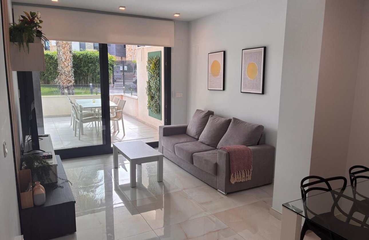 Resale - Apartment -
Los Altos - Costa Blanca