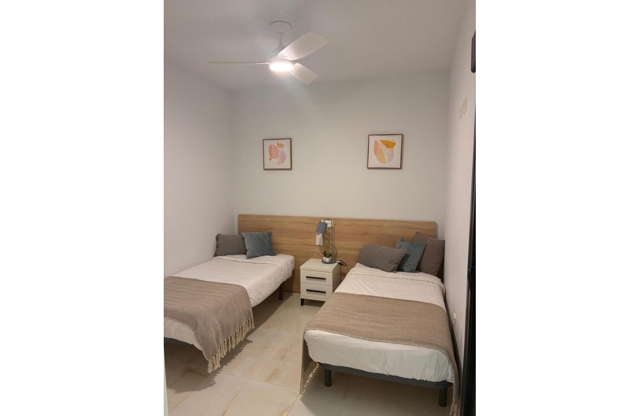 Resale - Apartment -
Los Altos - Costa Blanca
