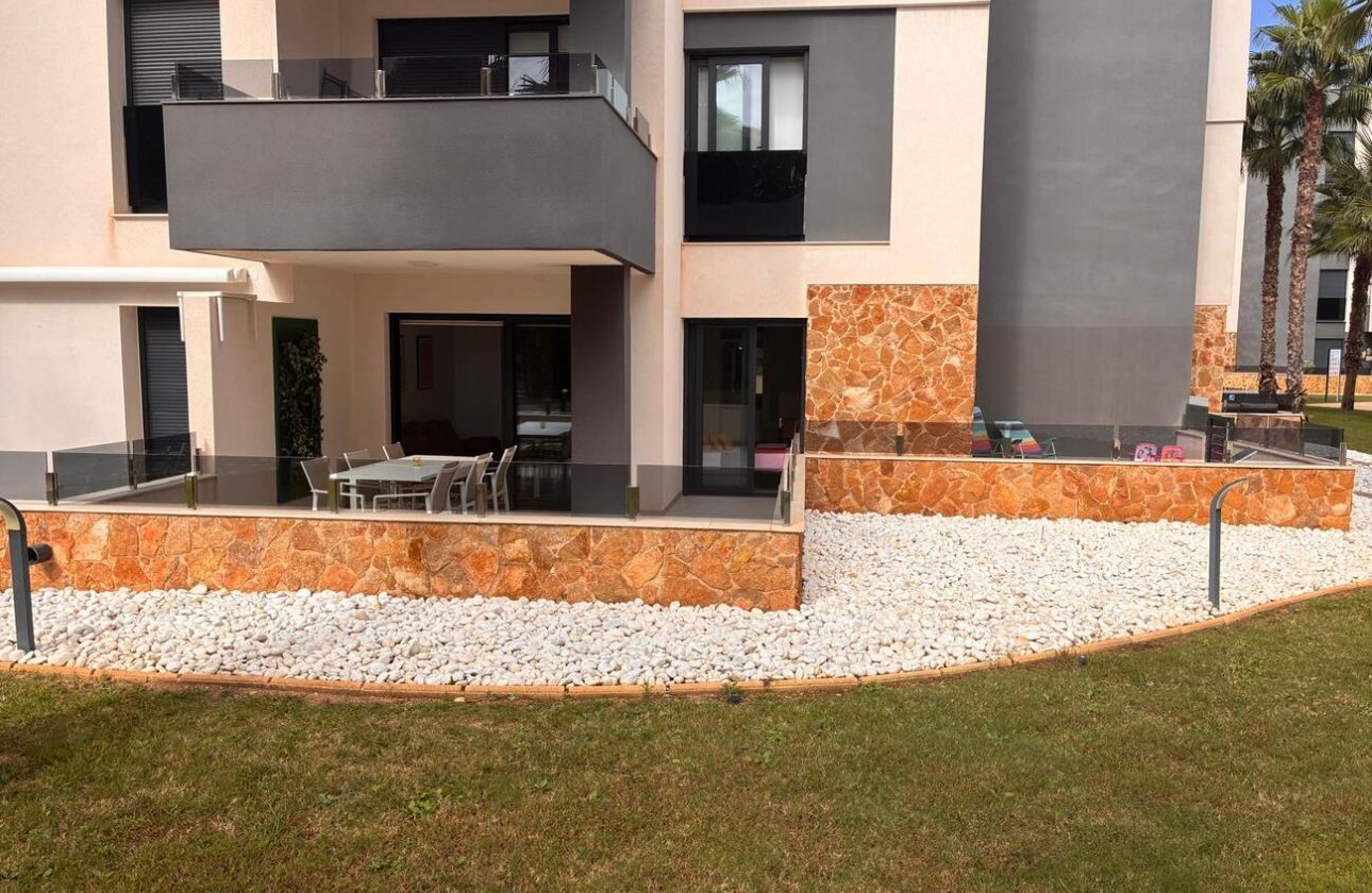 Resale - Apartment -
Los Altos - Costa Blanca