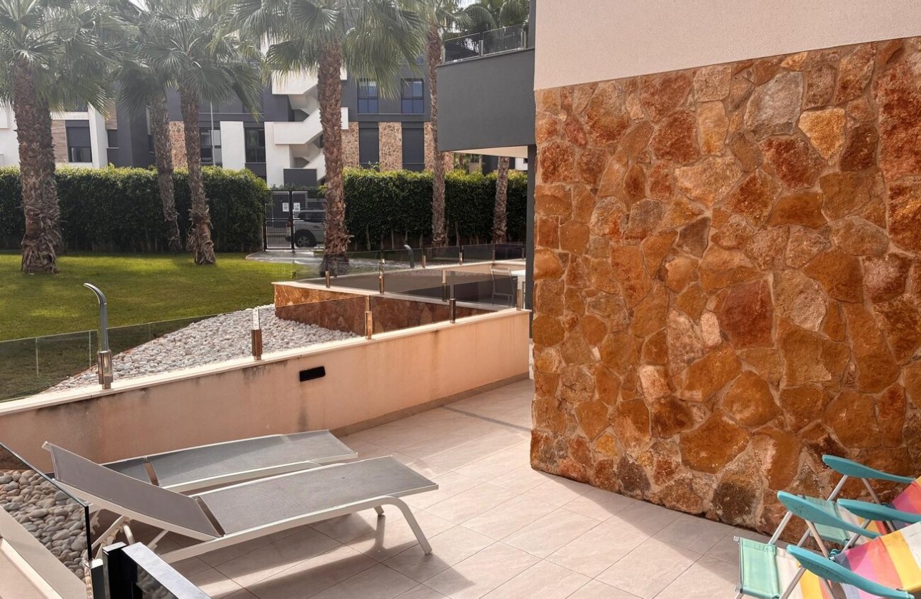 Resale - Apartment -
Los Altos - Costa Blanca