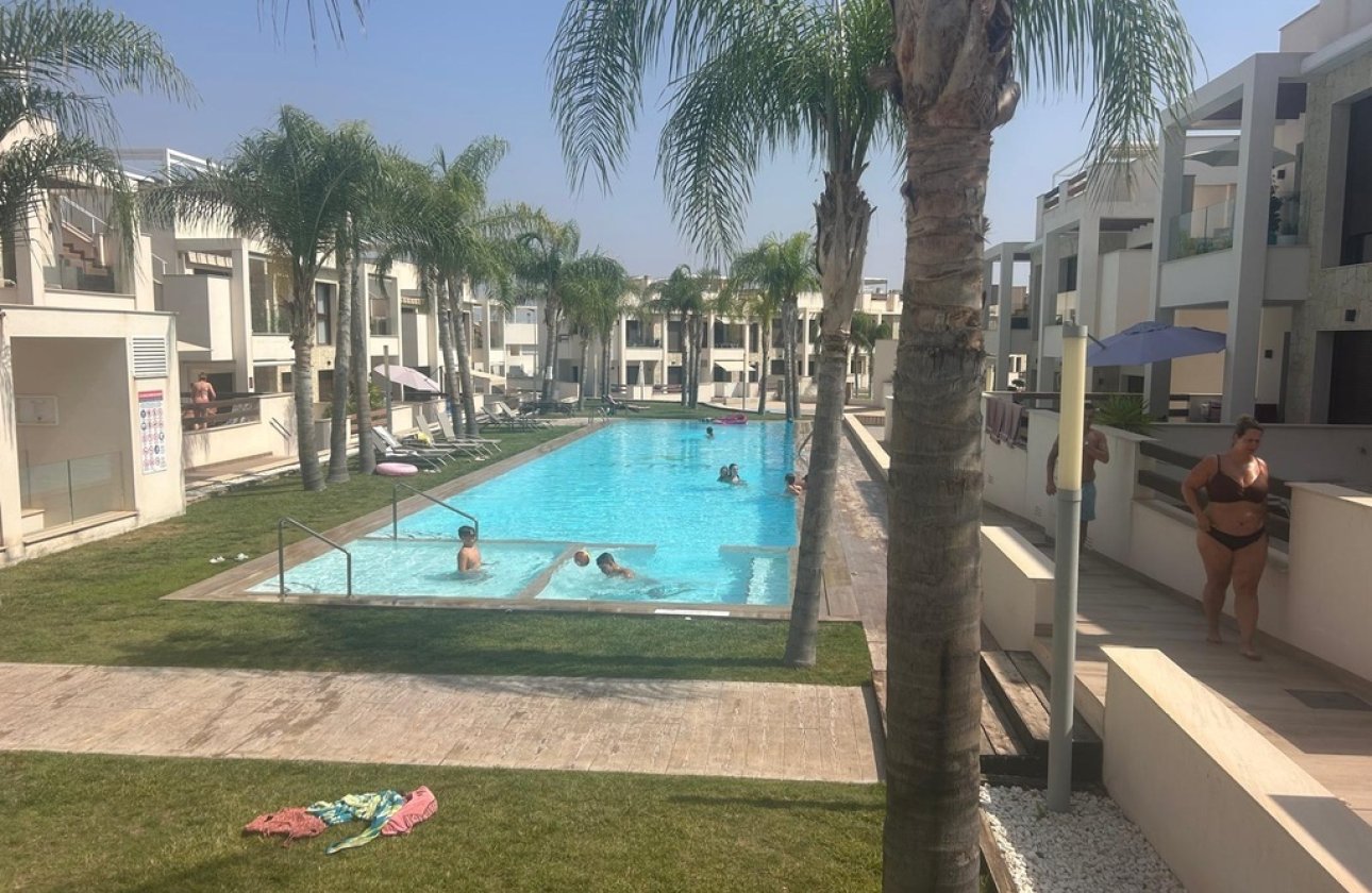 Resale - Apartment -
Los Balcones - AMAY Urbanisation