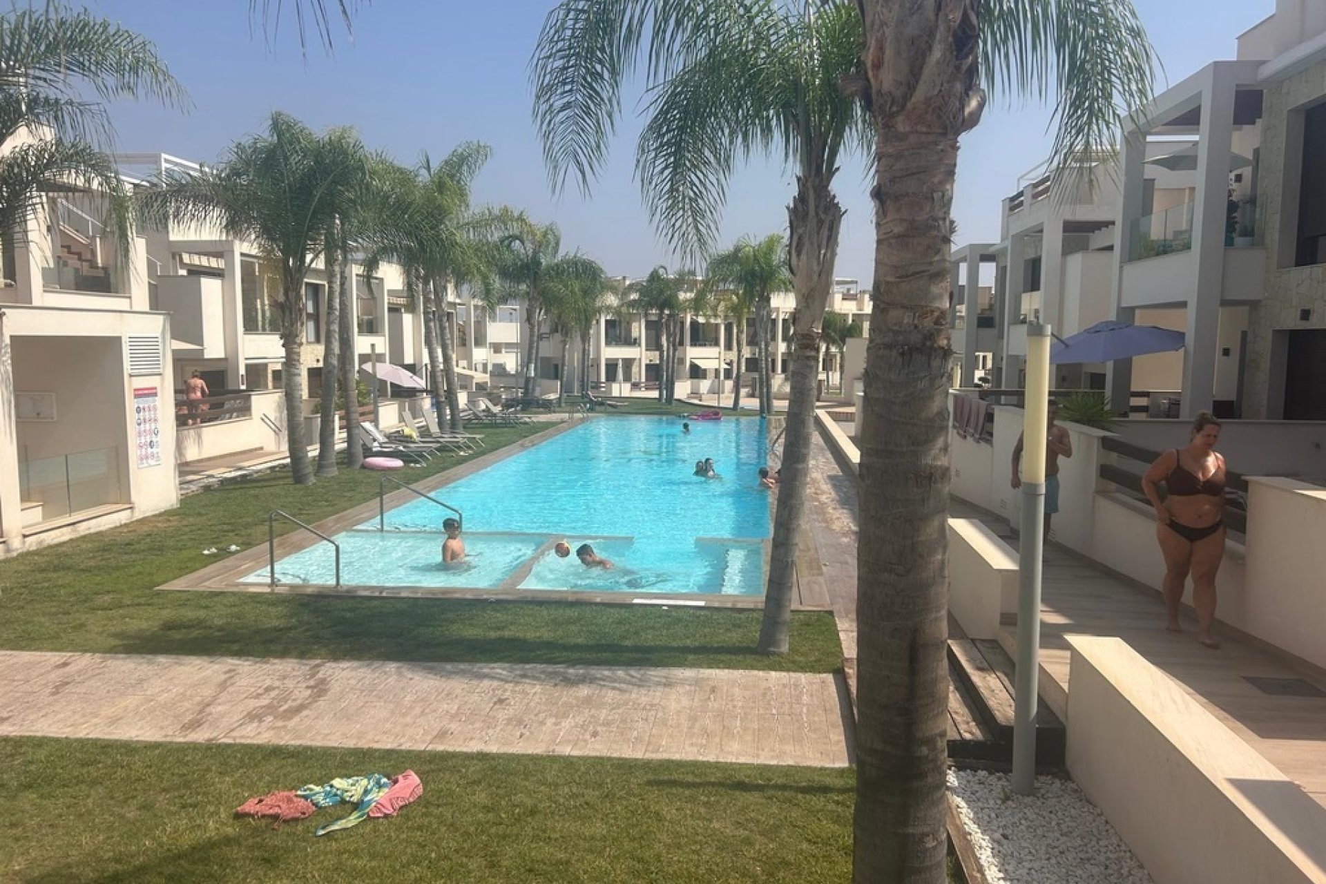 Resale - Apartment -
Los Balcones - AMAY Urbanisation