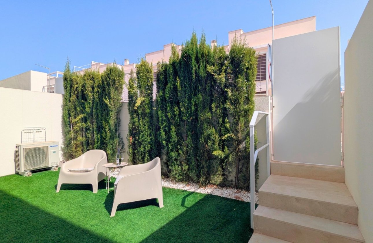 Resale - Apartment -
Los Balcones - Costa Blanca