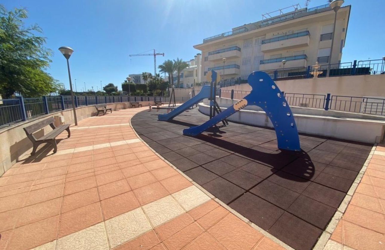 Resale - Apartment -
Mil Palmeras - Costa Blanca