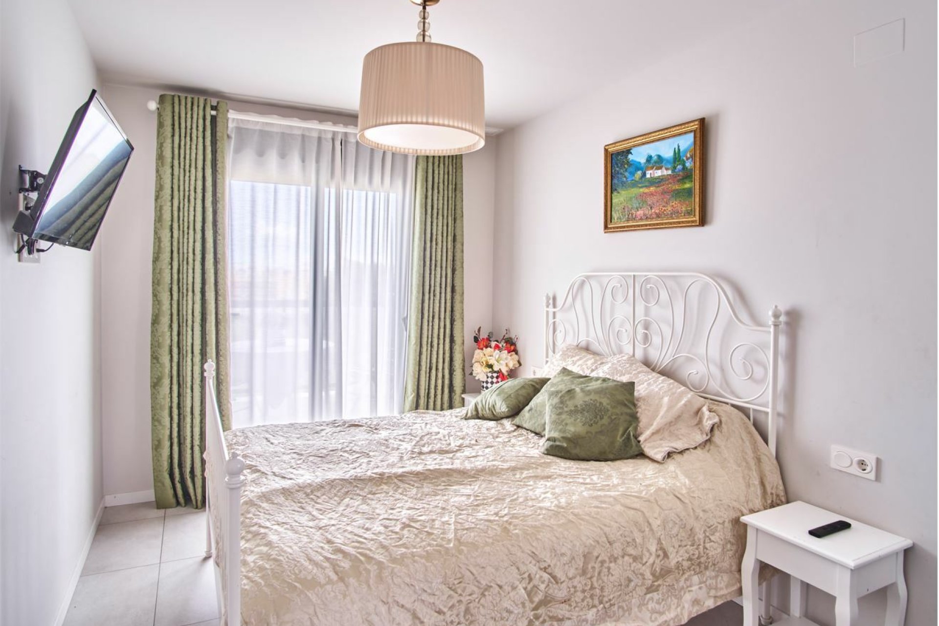 Resale - Apartment -
Mil Palmeras - Costa Blanca