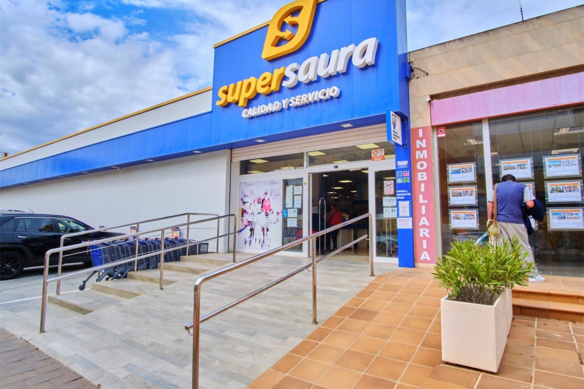 Resale - Apartment -
Mil Palmeras - Costa Blanca