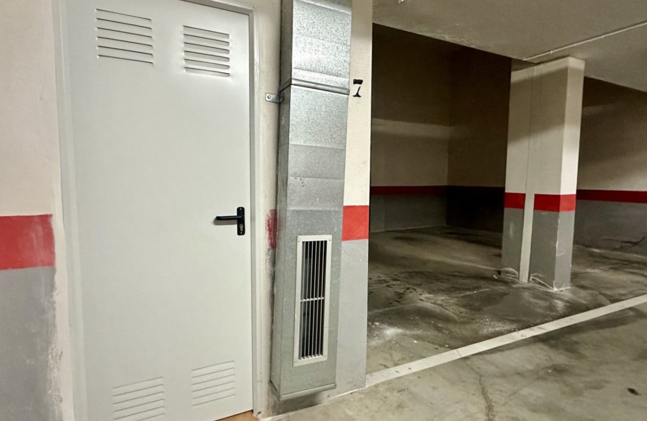 Resale - Apartment -
Mil Palmeras - Costa Blanca