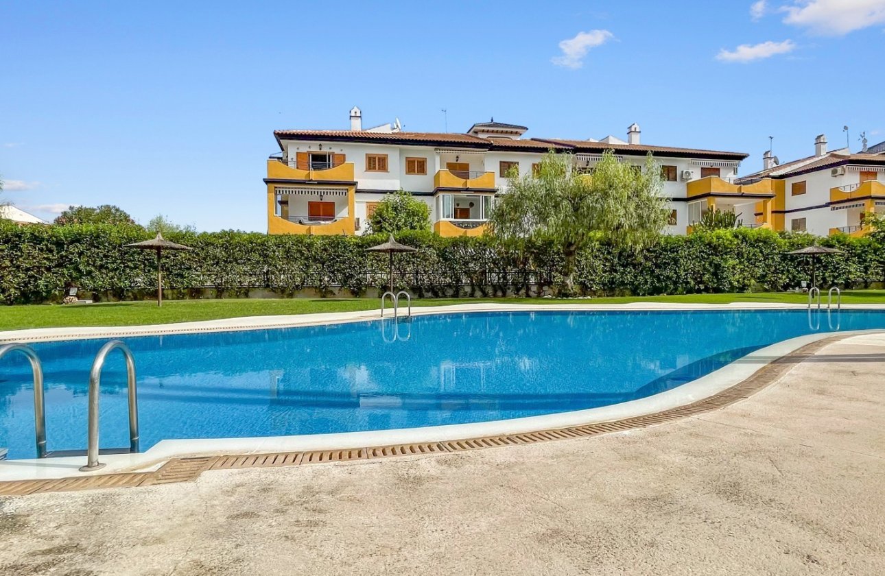Resale - Apartment -
Mil Palmeras - Costa Blanca