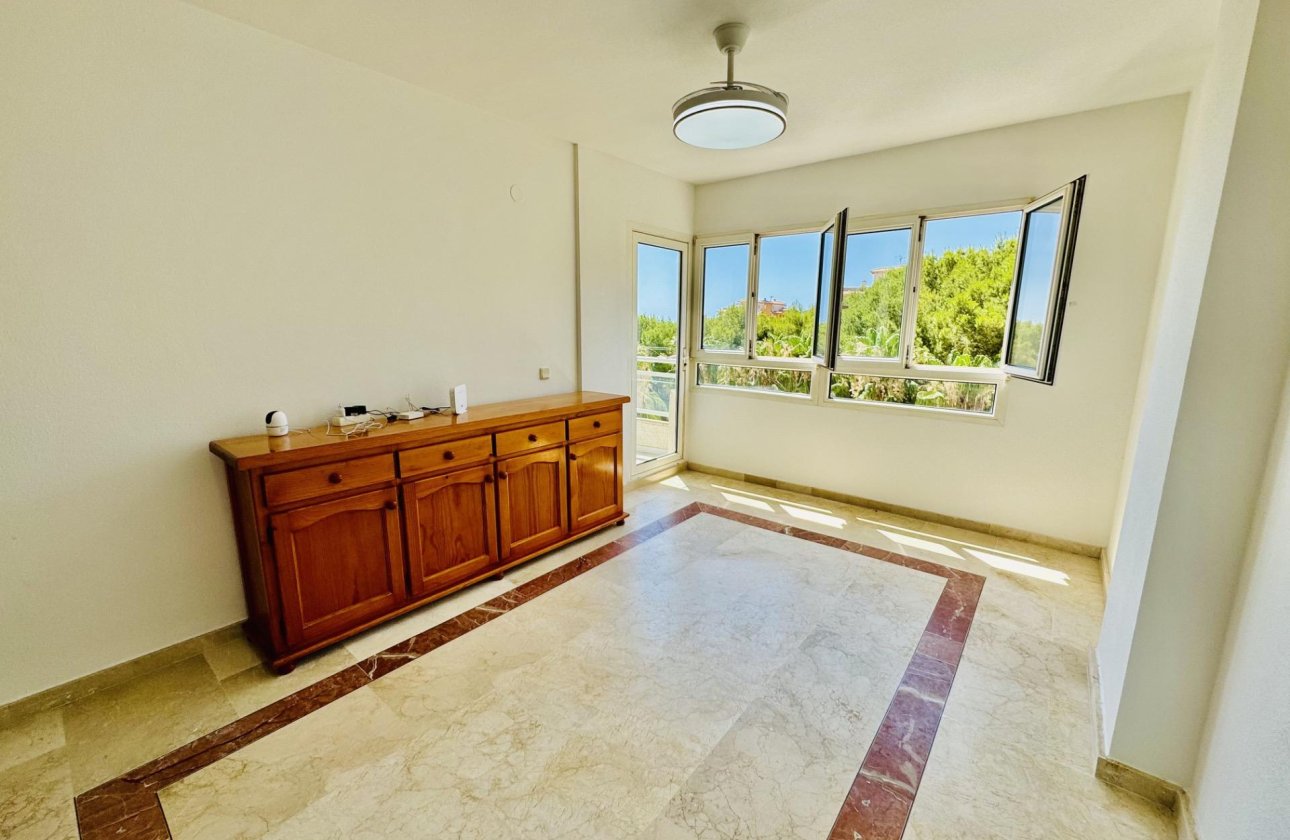 Resale - Apartment -
Orihuela Costa - Altos De Campoamor