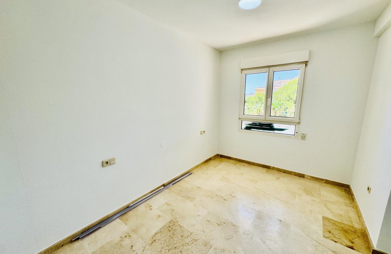Resale - Apartment -
Orihuela Costa - Altos De Campoamor