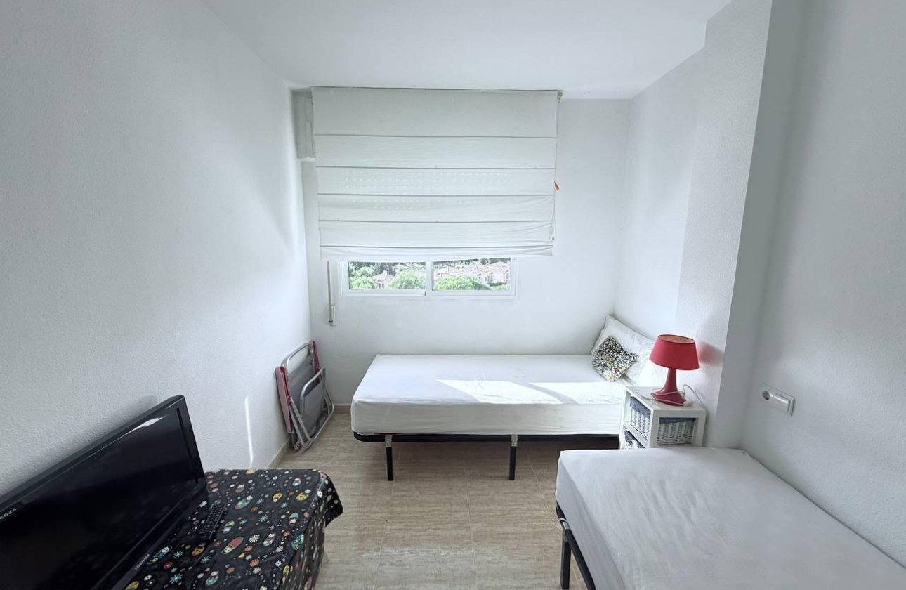 Resale - Apartment -
Orihuela Costa - Campoamor