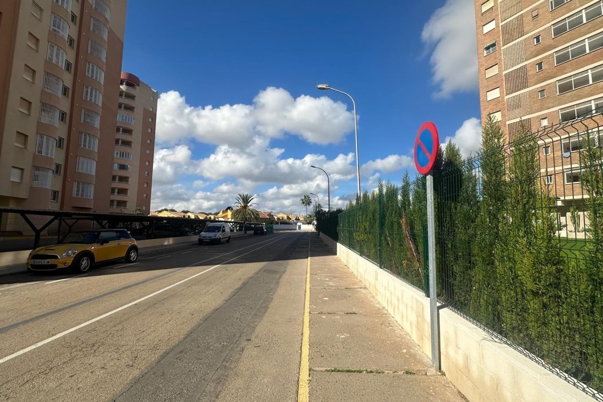 Resale - Apartment -
Orihuela Costa - Campoamor