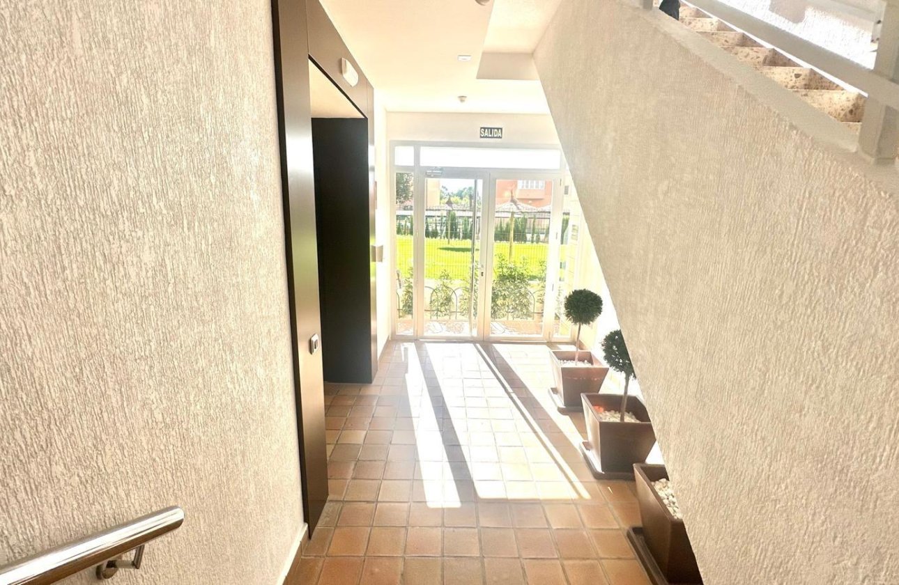 Resale - Apartment -
Orihuela Costa - Campoamor