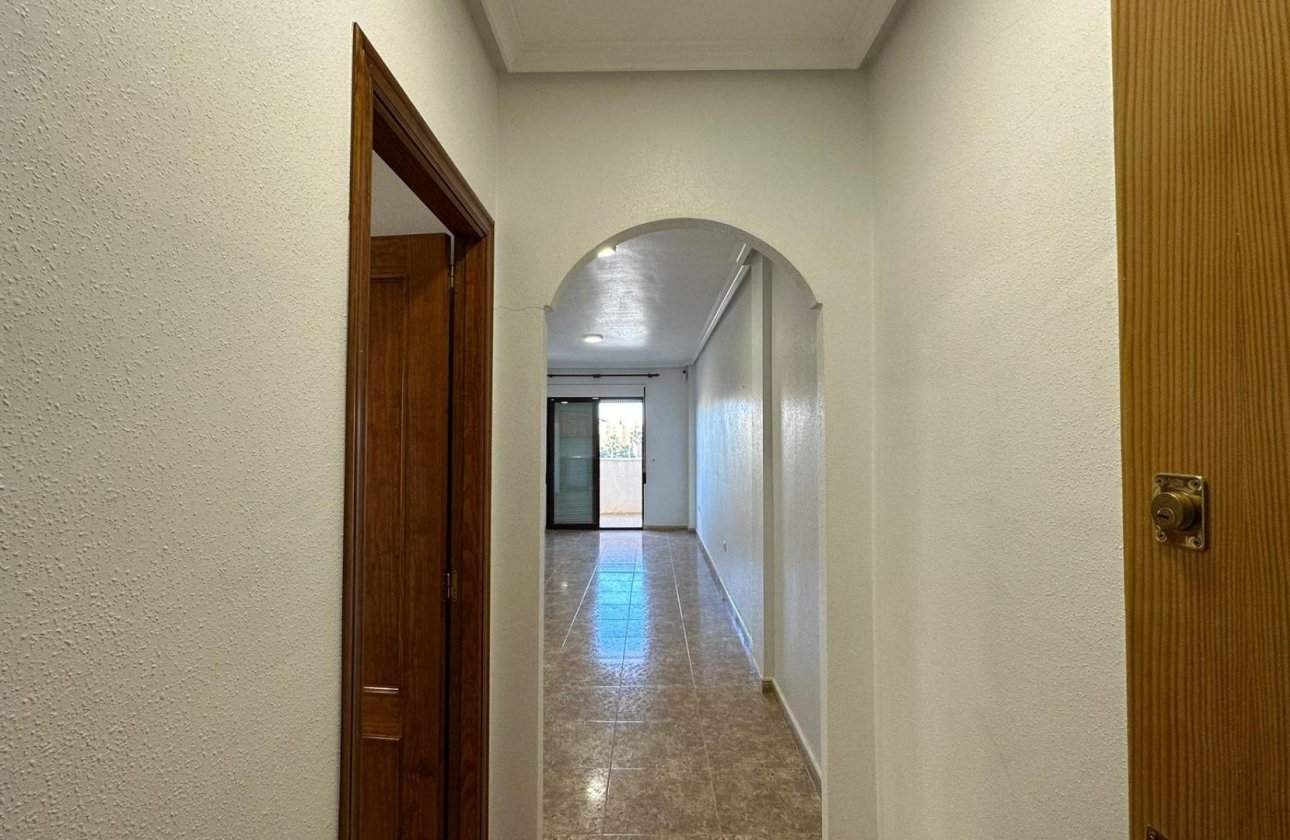 Resale - Apartment -
Orihuela Costa - Campoamor